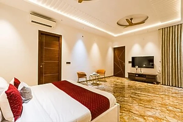 hotel room booking in sohna road, gurugram - 3 bhk farmhouse with pvt pool & lush garden sohna