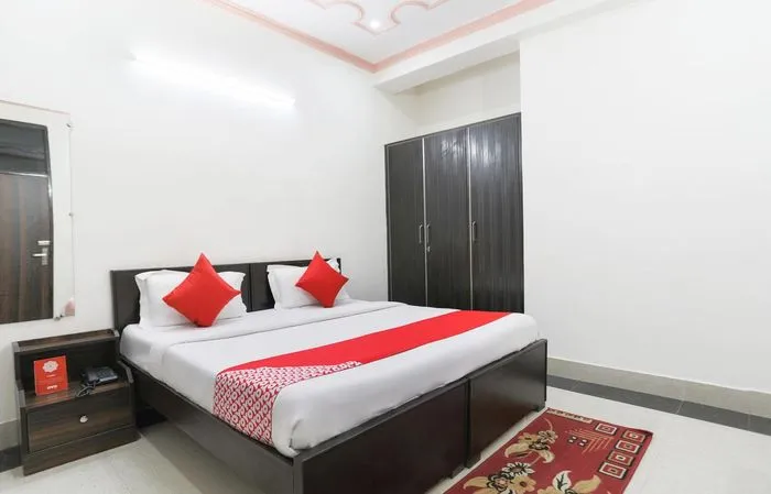 best hotel in a1 guest house gurugram