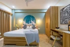 hotels for couple in acomo stays gurugram