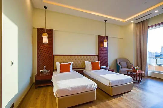 budget hotel in sector 42, gurugram - alaya stays eternal oasis golf course road gurugram