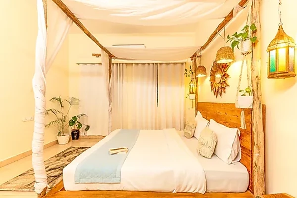 hotel with meeting room in manesar, gurugram - alaya stays luxurious 4bhk farmhouse manesar