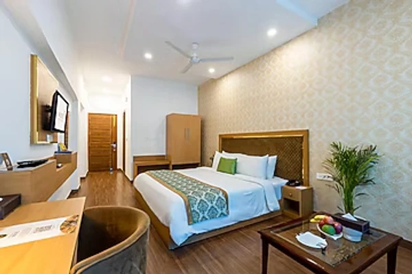 3 star hotel in sector 43, gurugram - aliste millennium city centre by the hoften gurugram