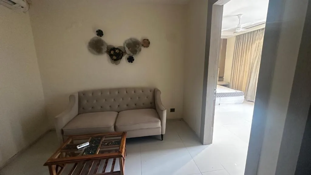 best hotels for couple in aurea avasa luxury studios- artemis hospital sector 57 gurugram