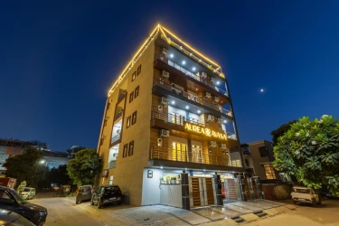luxury hotel in aurea avasa gurugram