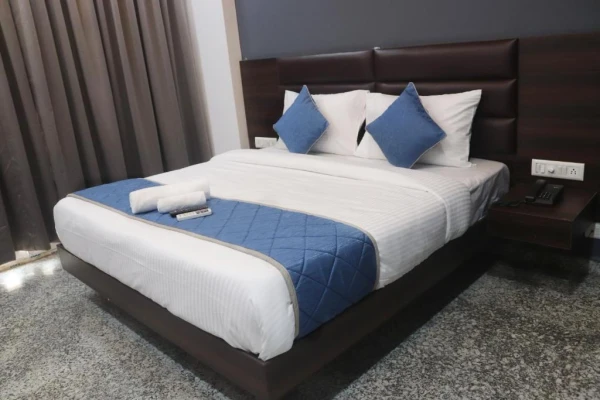 best hotel stay in axon corporate stays sector 52 gurgaon gurugram