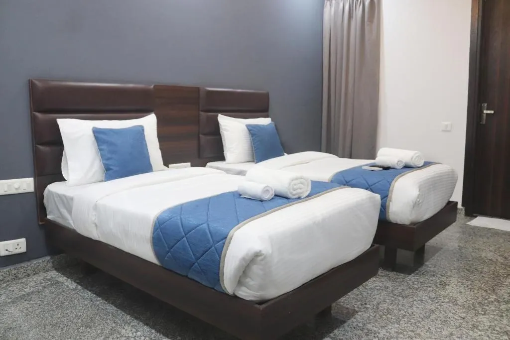 romantic hotels in axon corporate stays sector 52 gurgaon gurugram