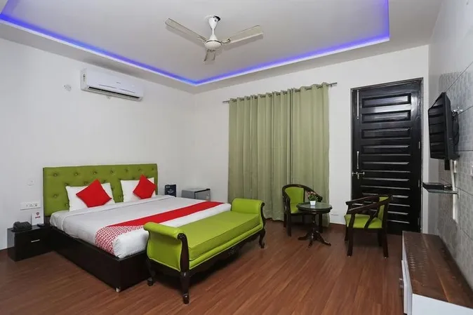 3 star hotels in bishnoi rooms gurugram