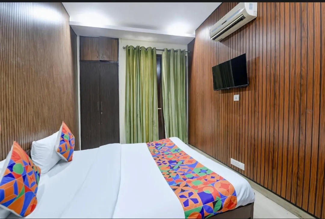 group holiday hotels in corporate stayz gurugram