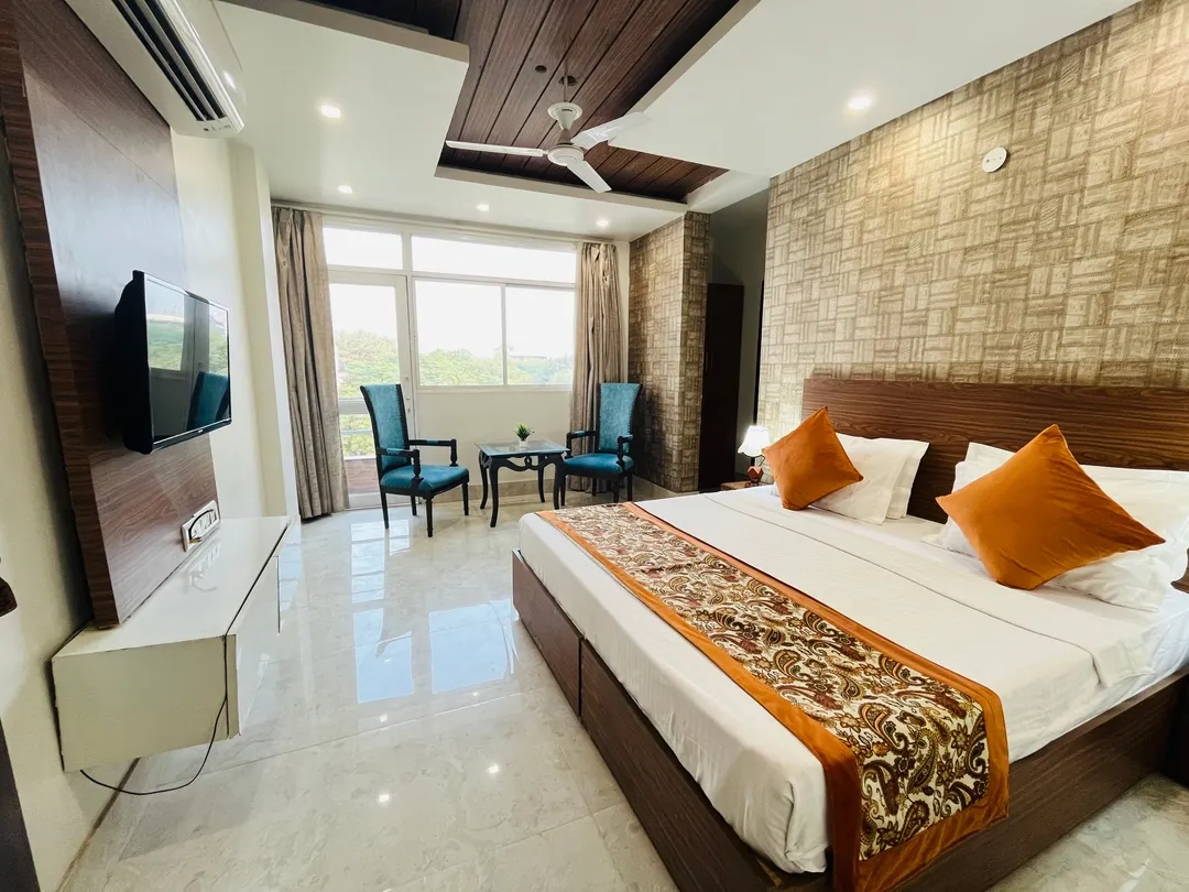 best hotels in dayal regency gurugram