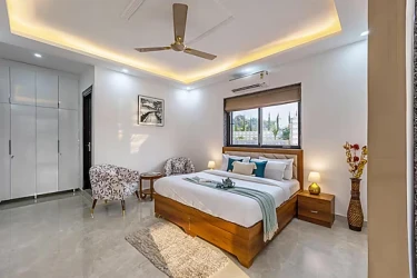 family hotel with pool in manesar, gurugram - elivaas zenora 5bhk farmhouse with pvt pool garden & terrace gurugram