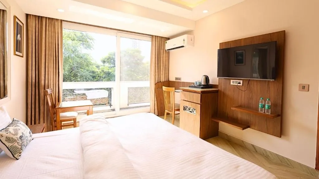hotel near gurugram airport - flxho horizon one hotel & residences