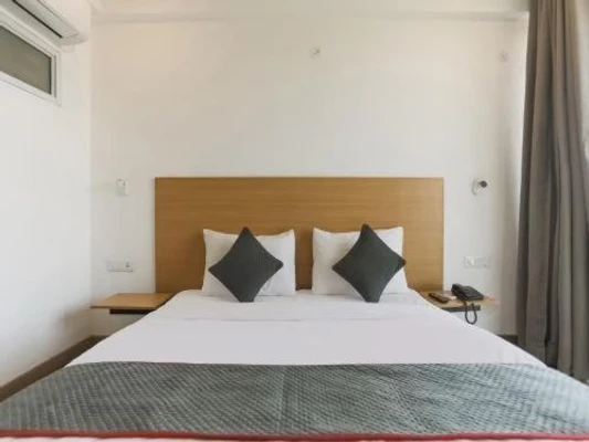 jacuzzi hotel in sector 39, gurugram - fortune azalea