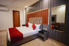 couple friendly hotels in haris court cyber city gurugram