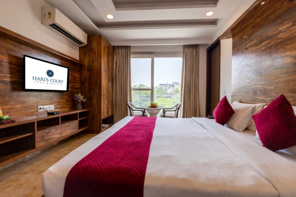 hotel in dlf phase 3, gurugram for couples - haris court cyber city
