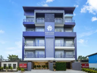 5 star hotels in haris court cyber hub gurugram