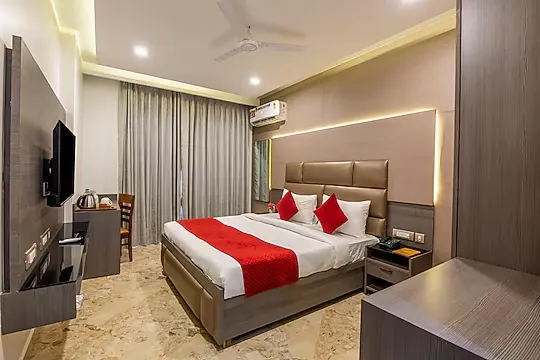 hourly hotels in haris court cyber hub gurugram