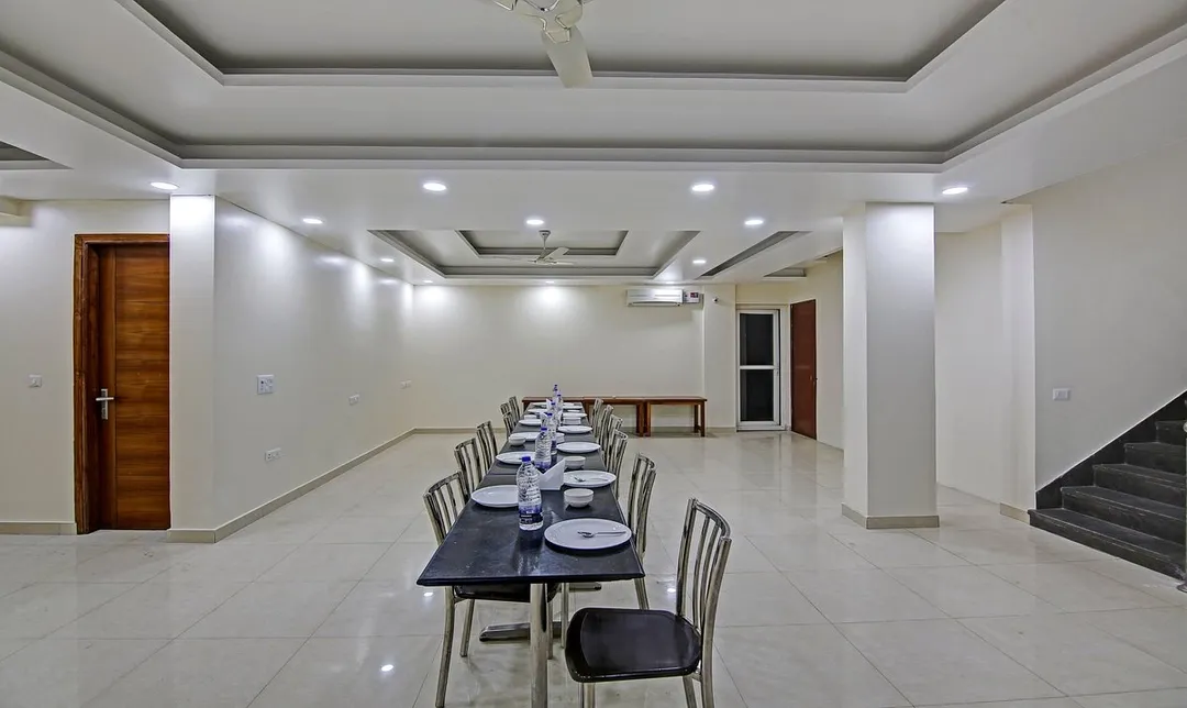 day use hotels in hotel aroma residency gurugram