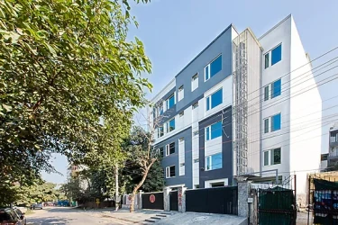 business travel hotels in hotel checked inn gurugram