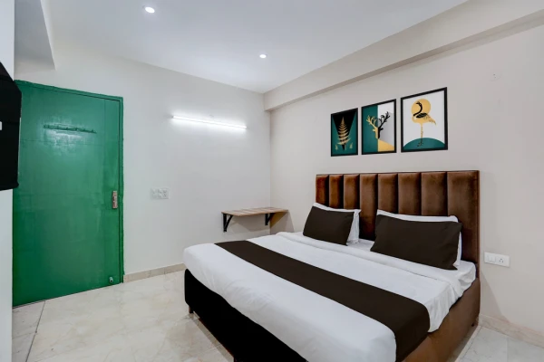 hourly stay in hotel cyberhub suits gurugram