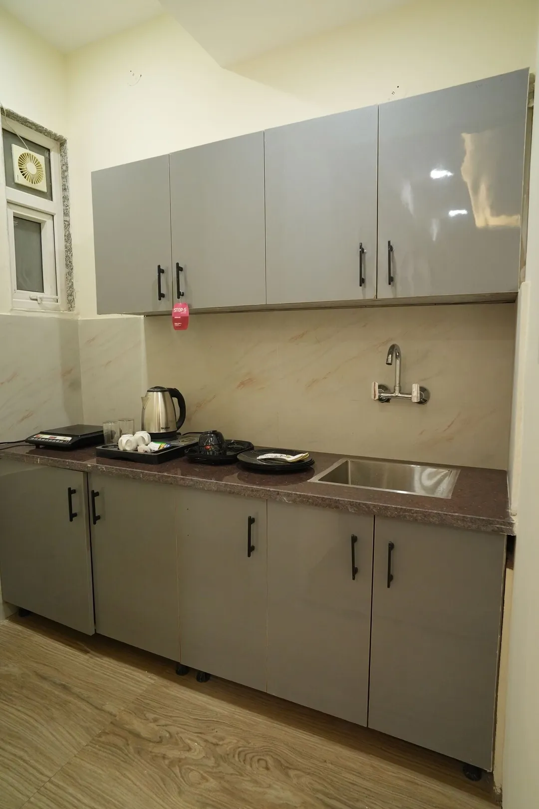 short stay hotels in hotel elite suites gurugram