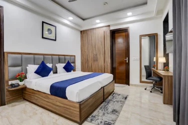 top luxury hotels in hotel grey sky gurugram