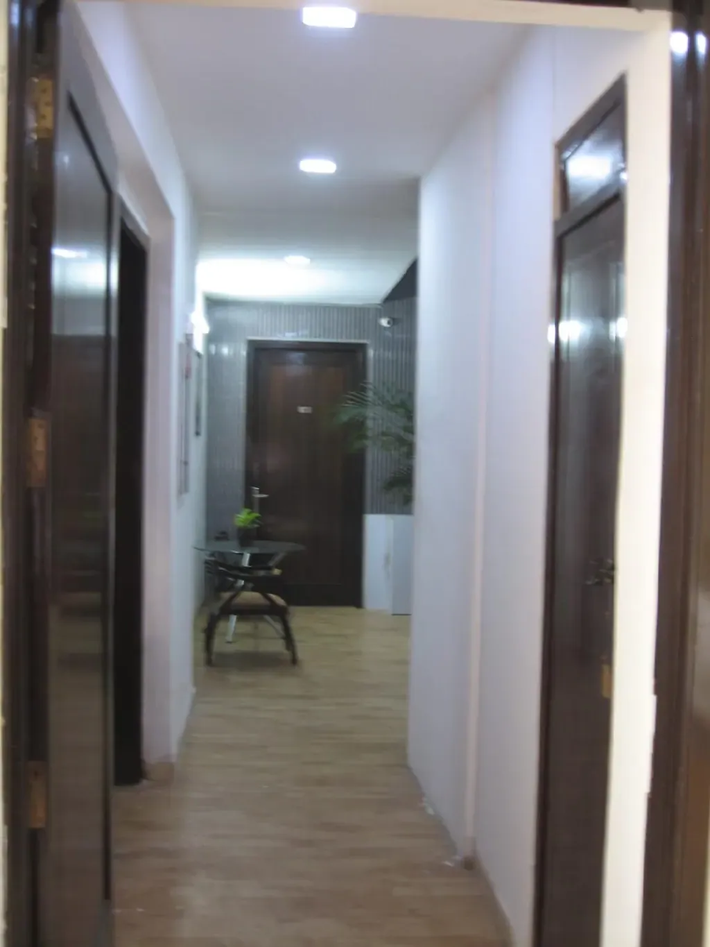 hotels for unmarried couples in hotel posh classic gurugram