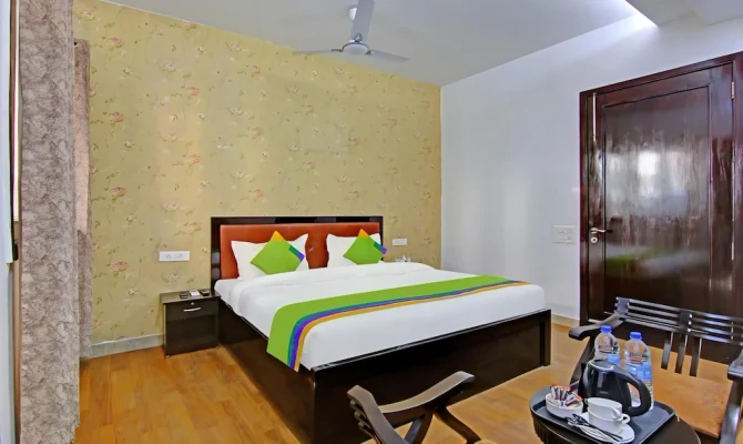 couple hotels in hotel posh classic gurugram
