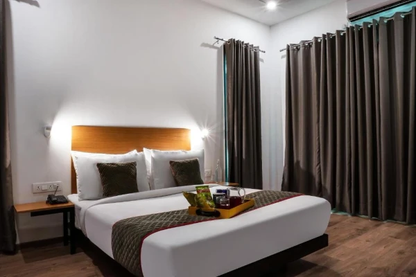 hotel with gym in sector 28, gurugram - hotel the runner