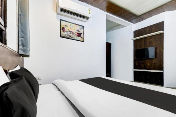 hotel near gurugram railway station - hotel viraj