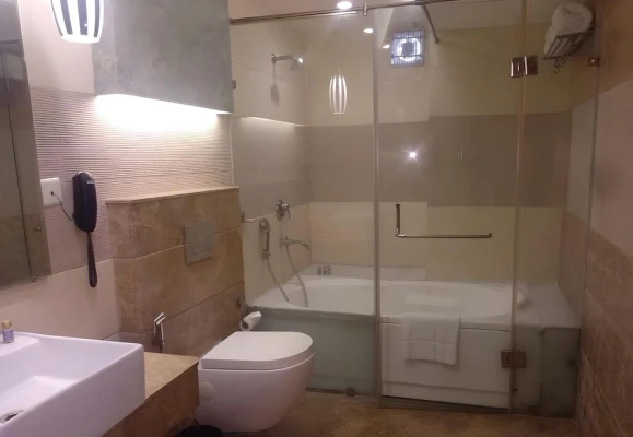 hotel with swimming pool in sector 14, gurugram - hotel windsor heights