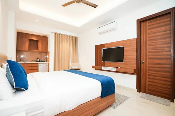 3 star hotel in sector 43, gurugram - inception residence