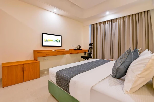 group holiday hotels in limewood signature - golf course road gurugram