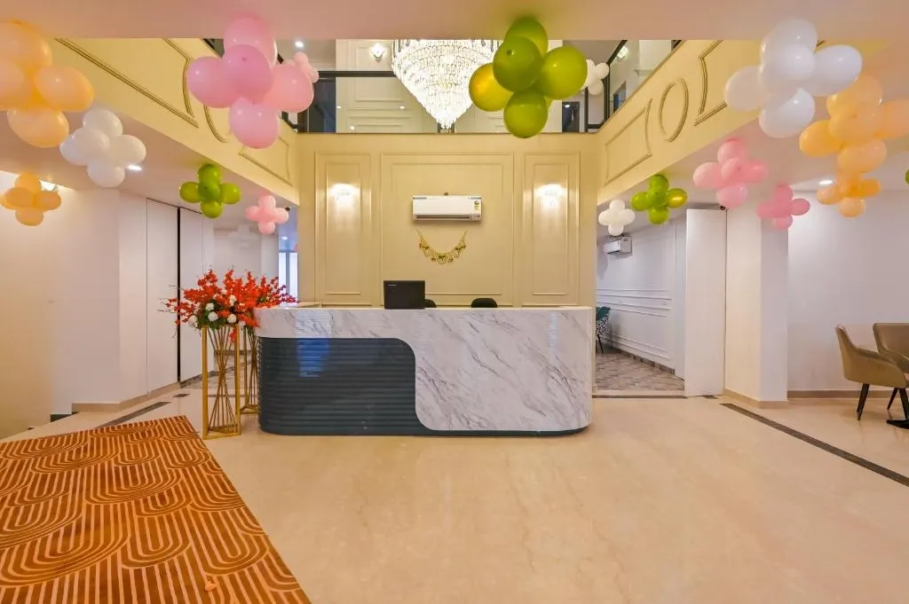 business travel hotels in limewood signature - golf course road gurugram
