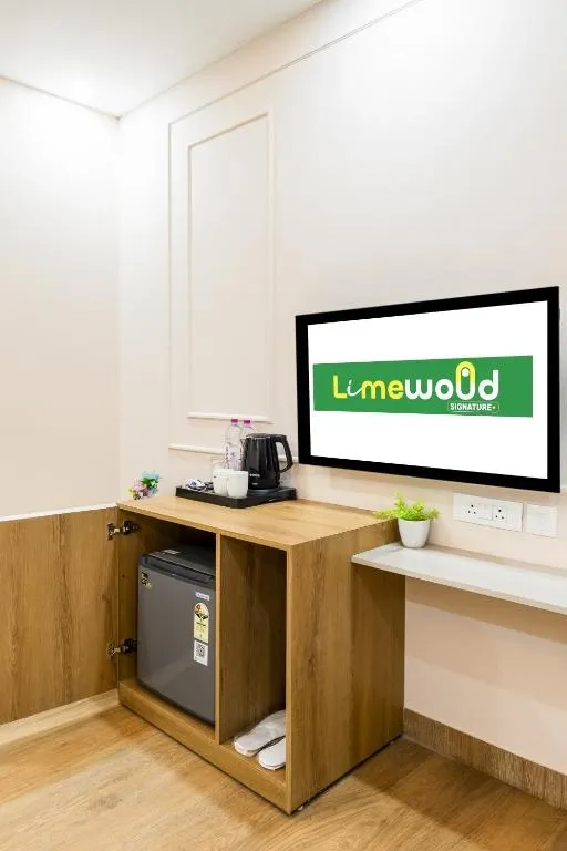 honeymoon hotels in limewood signature - huda city centre gurugram