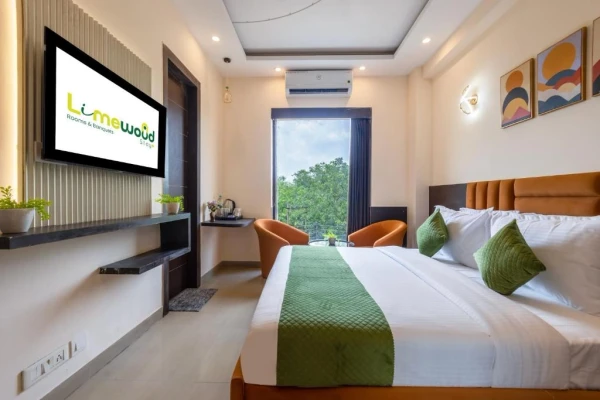 5 star hotels in limewood stay premier golf course road sector 42 gurugram