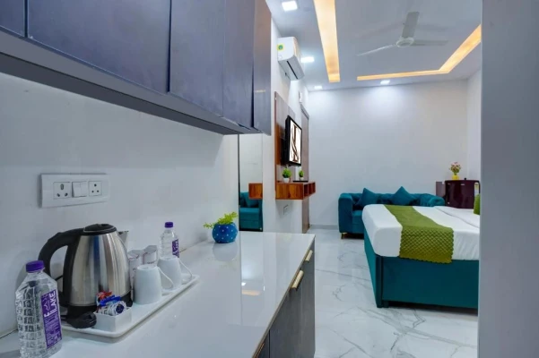 romantic hotels in limewood stay sector 29 gurugram