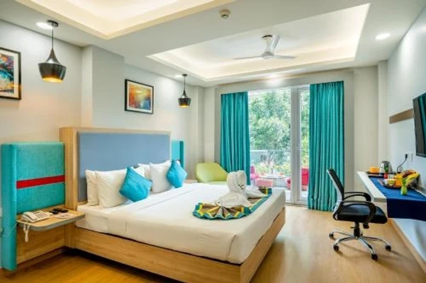 hotel with bar in sohna road, gurugram - mastiff hotel city nest gurgaon
