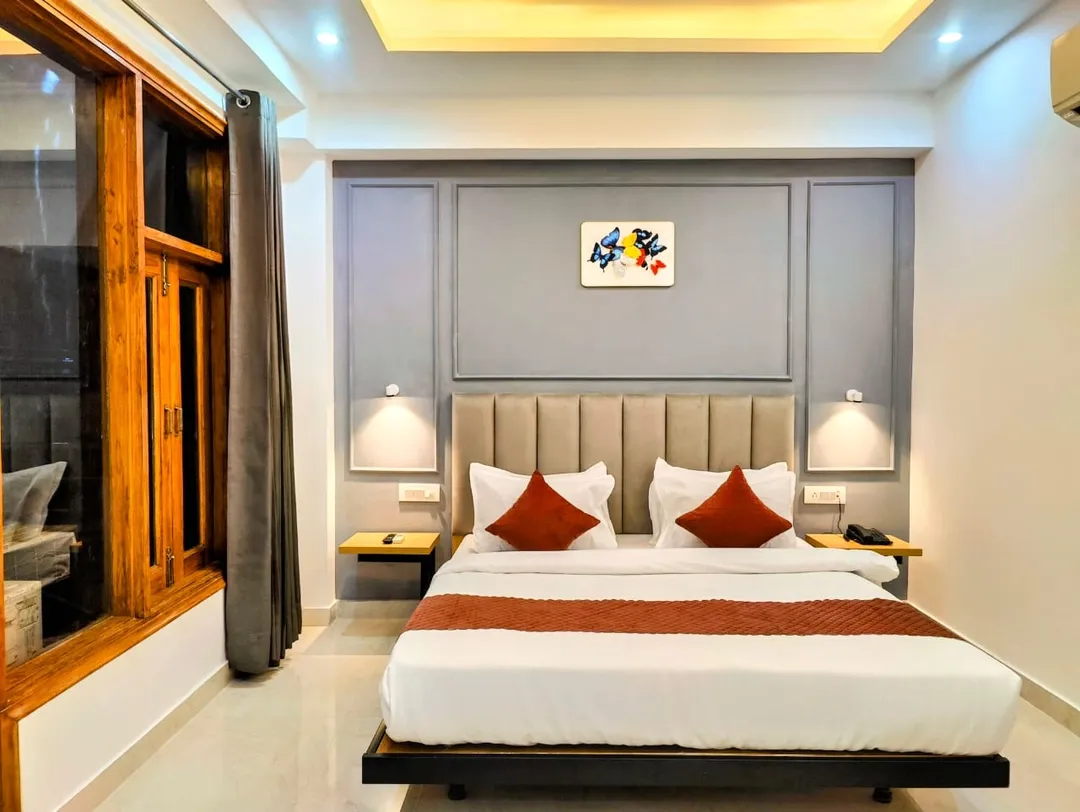 4 star hotels in mavens house gurugram
