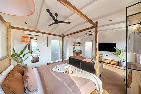 best hourly stay hotels in nook by zipcode sector 15 gurugram