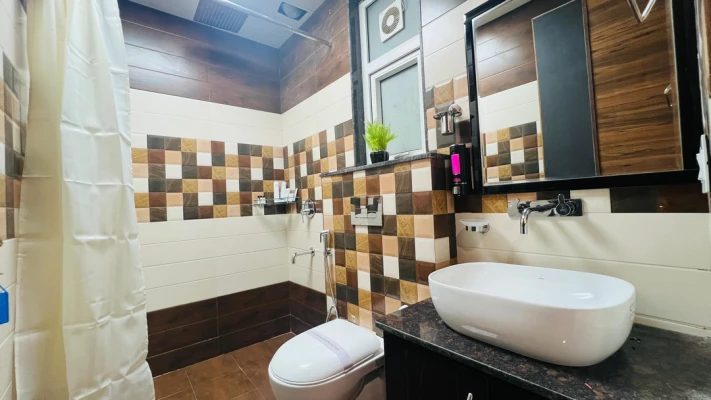 service apartment in sector 38, gurugram for family - olive serviced apartment medanta medicity gurugram