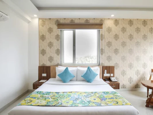 best hourly stay hotels in opo horizon lyro gurugram