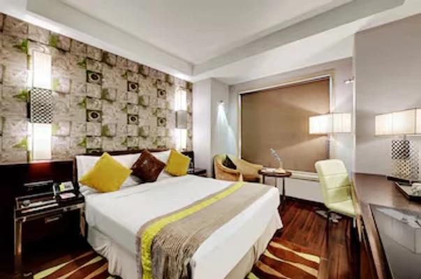 hotel with gym in sector 14, gurugram - quality inn gurugram