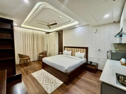 3 star hotel in sector 43, gurugram - quickin stayz by the aikaya