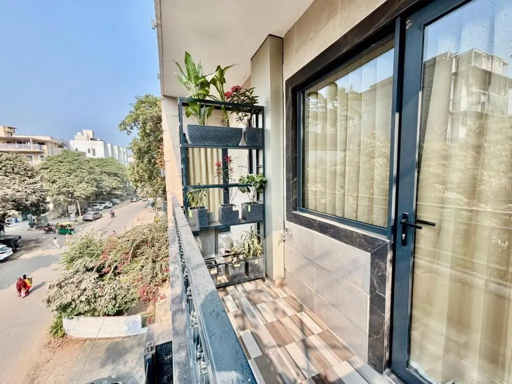 best hourly stay in quickin stayz by the aikaya gurugram