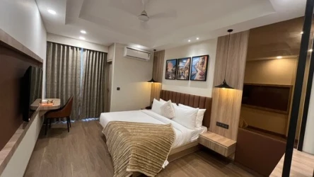 cheap hotels in saltstayz premier - millenium city centre gurugram