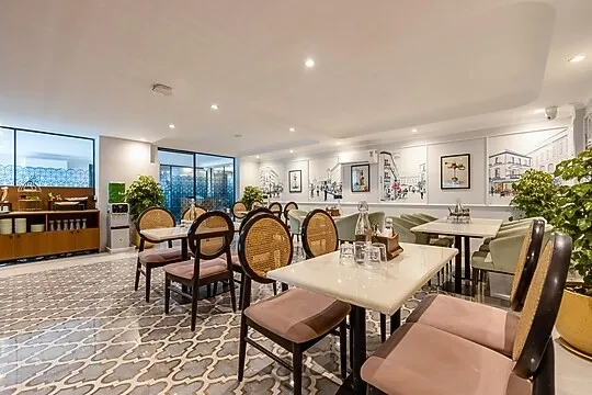 unmarried couple friendly hotels in saltstayz premier near sector 44 corporate hub gurugram