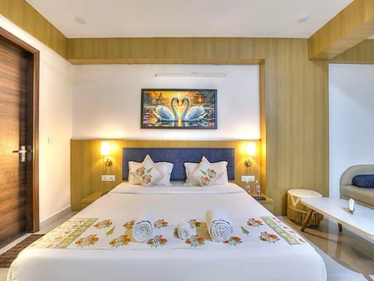online room booking in sector 38, gurugram - sky luxuria