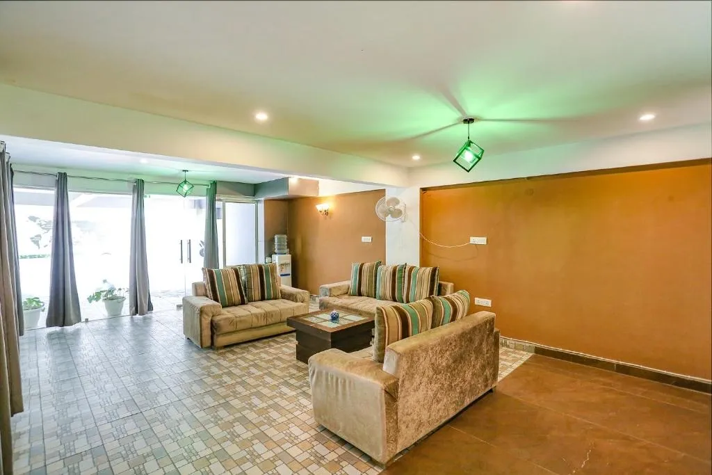 top hotels in sky rise inn gurugram