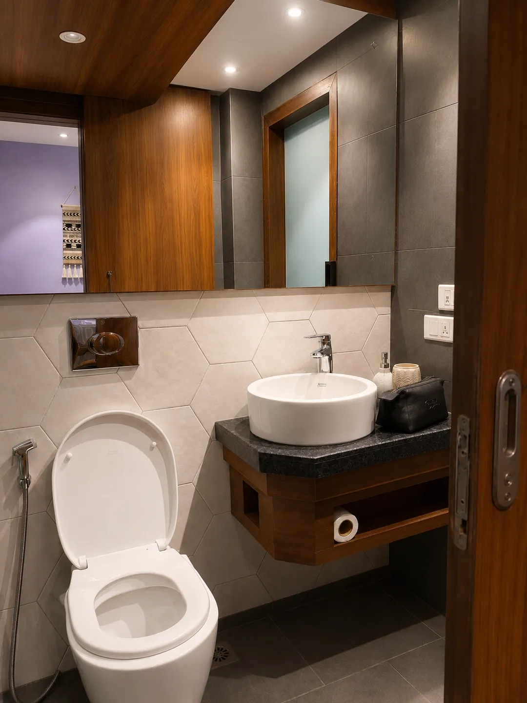 five star hotels in solaraa staz gurugram
