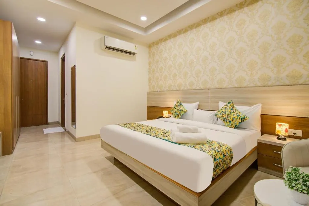best hotels for unmarried couples in stays & cofy gurugram
